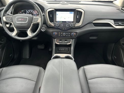 Used 2023 GMC Terrain Denali w/ Denali Premium Package image 15