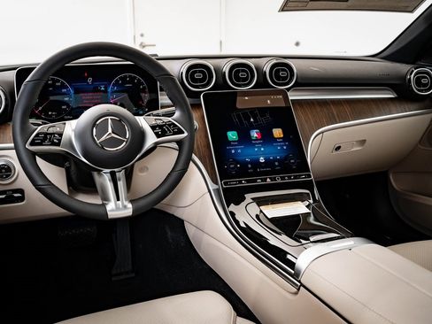 New 2026 Mercedes-Benz C 300 4MATIC Sedan image 4