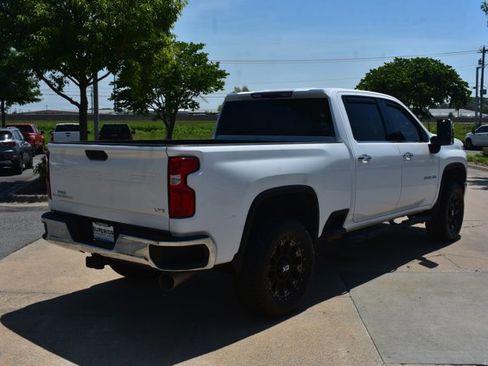 Used 2022 Chevrolet Silverado 2500 LTZ AWD/4WD image 5