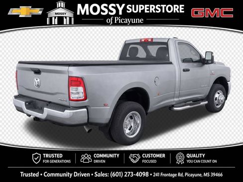 Used 2022 RAM 3500 Tradesman AWD/4WD image 4