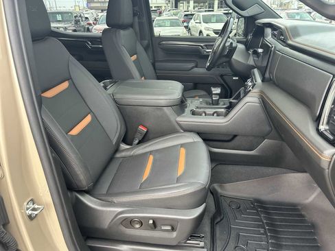 Used 2023 GMC Sierra 1500 AT4 w/ AT4 Premium Package image 28