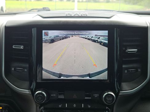 Used 2024 RAM 1500 Lone Star AWD/4WD image 18