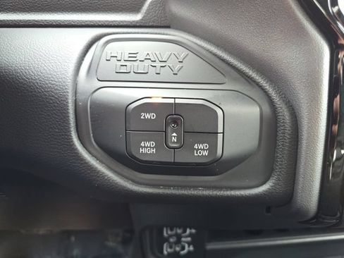 Certified 2025 RAM 2500 Big Horn AWD/4WD image 19