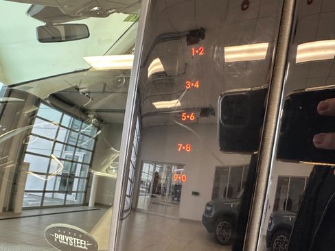 Used 2023 Ford Explorer Limited w/ Equipment Group 301A image 9