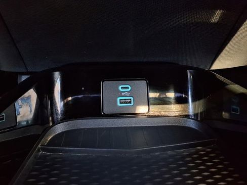 Used 2023 Ford Mustang Mach-E Premium image 7