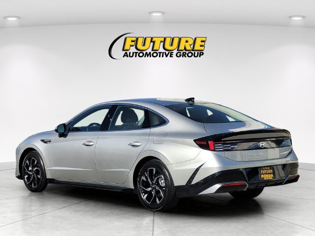 Used 2025 Hyundai Sonata SEL FWD image 7