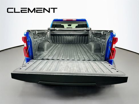 Used 2023 Chevrolet Silverado 1500 Custom w/ LPO, Dark Essentials Package AWD/4WD image 11