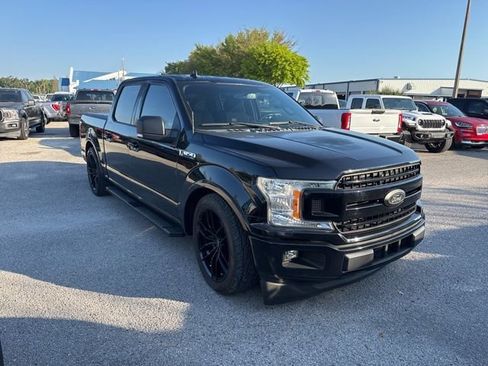 Used 2018 Ford F150 XLT w/ Equipment Group 302A Luxury image 4