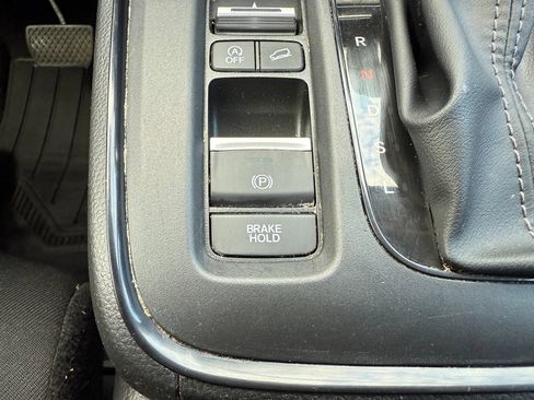 Used 2024 Honda CR-V LX image 22