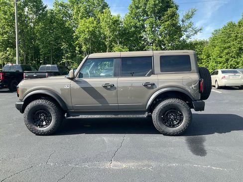 New 2026 Ford Bronco Outer Banks w/ Sasquatch Package AWD/4WD image 8