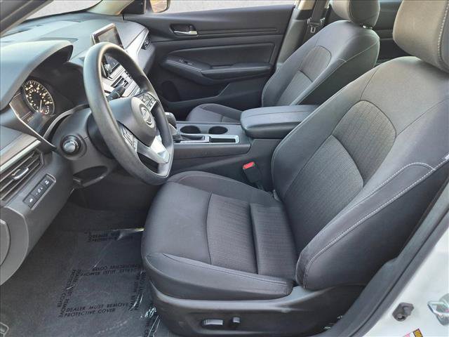 Used 2025 Nissan Altima 2.5 SV FWD image 20