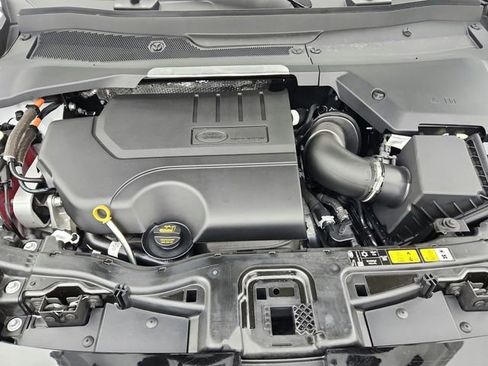 Certified 2025 Land Rover Discovery Sport S image 37