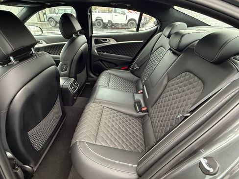 Used 2019 Genesis G70 3.3T Advanced w/ Sport Package image 13
