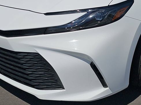 Used 2026 Toyota Camry LE FWD image 35