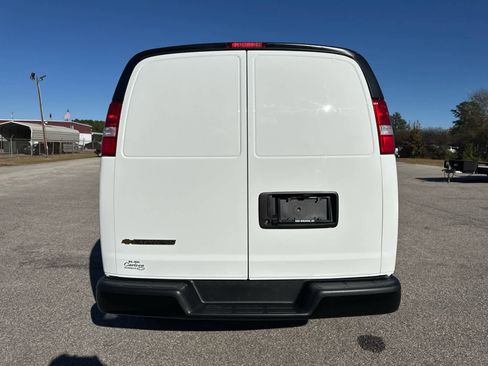 New 2025 Chevrolet Express 2500 image 6