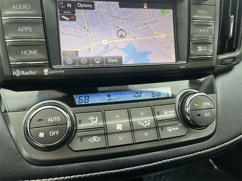 Used 2014 Toyota RAV4 Limited image 19