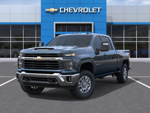New 2026 Chevrolet Silverado 2500 LT w/ All Star Edition AWD/4WD image 6