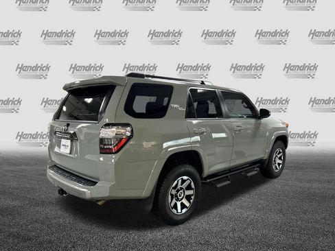 Used 2023 Toyota 4Runner TRD Off-Road Premium w/ Moonroof Package AWD/4WD image 10