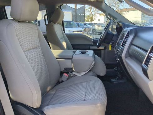 Used 2019 Ford F550 4x4 Crew Cab Super Duty image 27