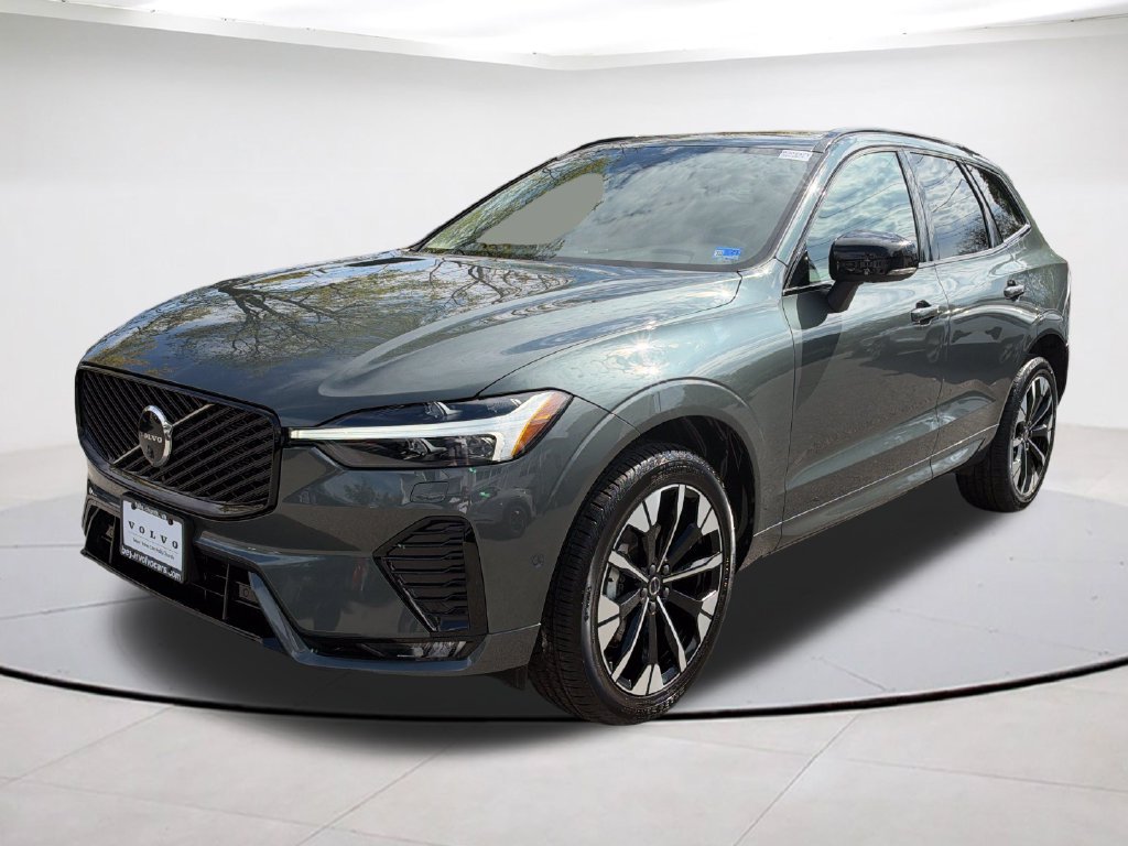 Certified 2026 Volvo XC60 B5 Plus AWD/4WD image 1