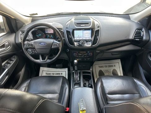 Used 2017 Ford Escape Titanium image 23