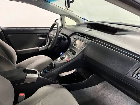 Used 2015 Toyota Prius Three FWD image 11