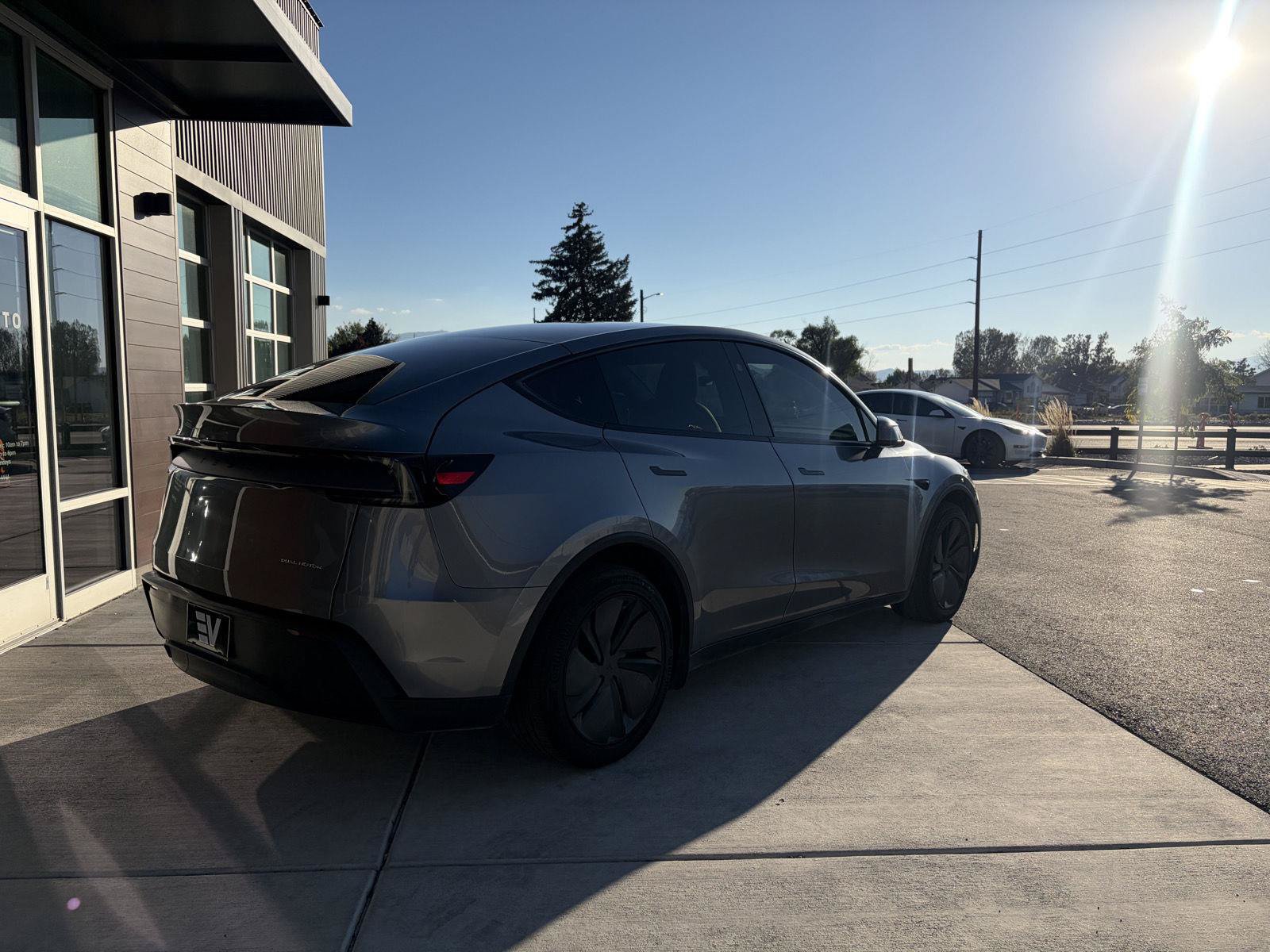 Used 2026 Tesla Model Y AWD image 7