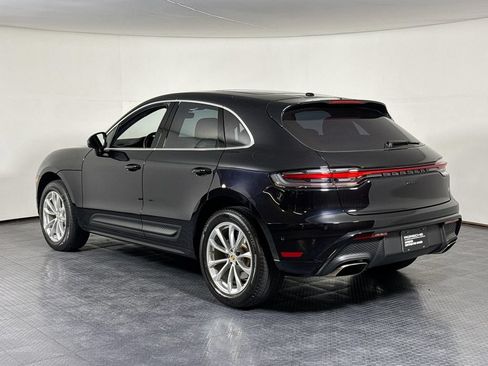 Certified 2024 Porsche Macan AWD/4WD image 3
