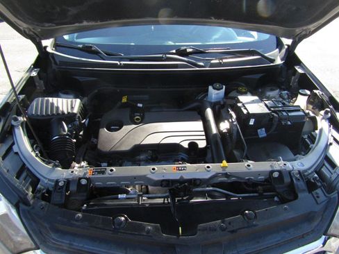 Used 2018 Chevrolet Equinox LT image 30