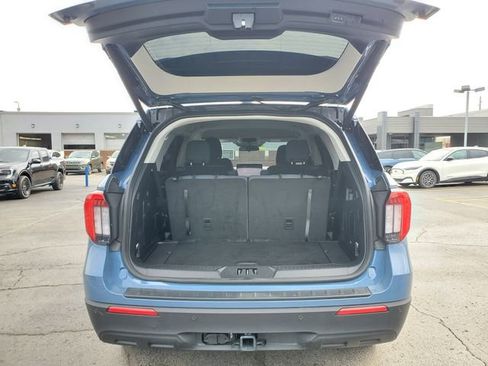 Used 2025 Ford Explorer Active image 27