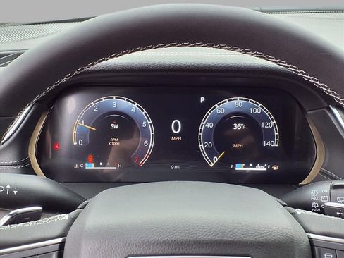 New 2025 Jeep Grand Cherokee Limited w/ Black Appearance Package image 16