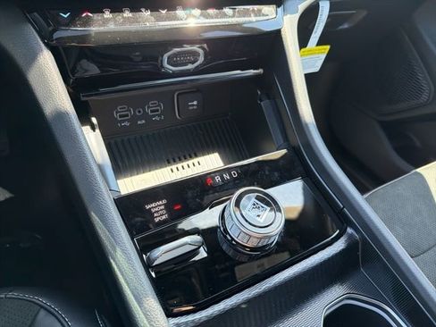 New 2026 Jeep Grand Cherokee Altitude AWD/4WD image 20