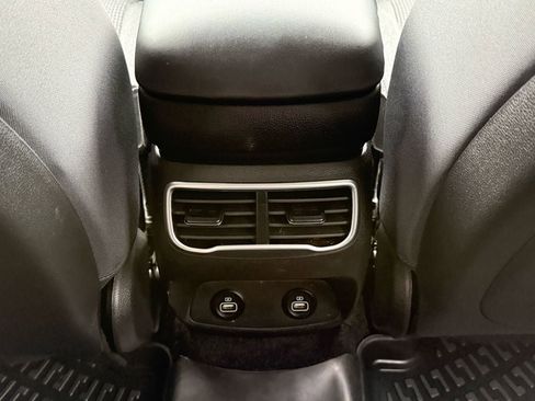 Used 2022 Hyundai Santa Fe SEL w/ Convenience Package image 14