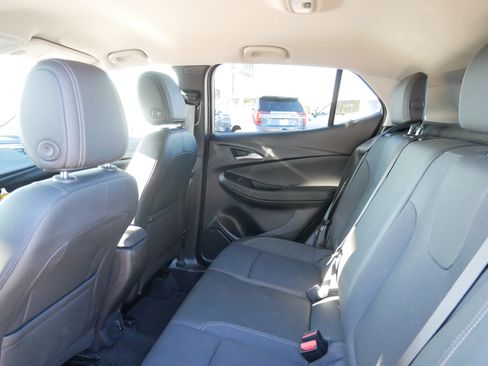Used 2024 Buick Encore GX Preferred AWD/4WD image 10