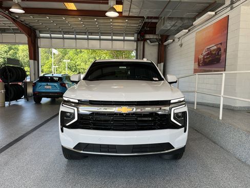 New 2026 Chevrolet Tahoe LS RWD image 2