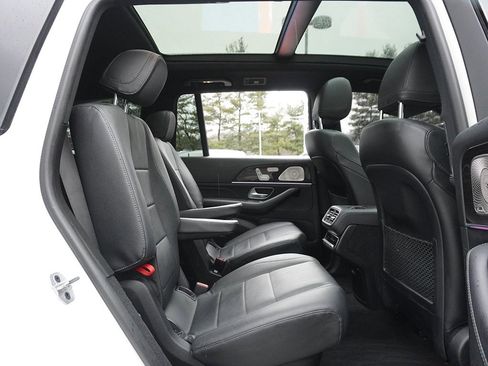 Used 2022 Mercedes-Benz GLS 450 4MATIC image 44