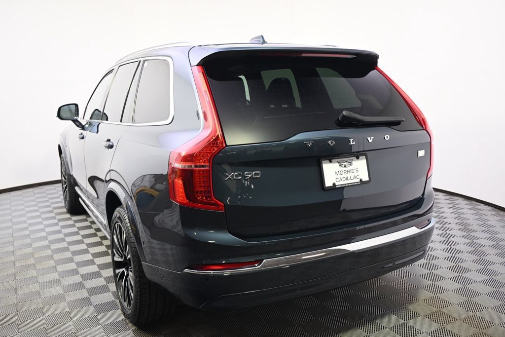 Used 2023 Volvo XC90 T8 Plus AWD/4WD image 4