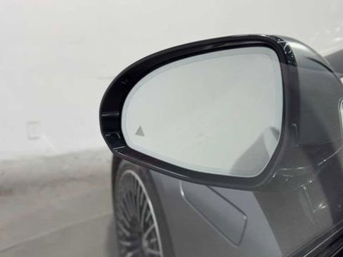 Used 2022 Mercedes-Benz EQS 580 4MATIC Sedan image 13