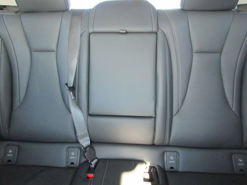 Certified 2022 Buick Envision Essence w/ Technology Package I image 20