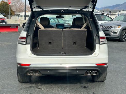 Used 2021 Lincoln Aviator Reserve w/ Equipment Group 202A image 33