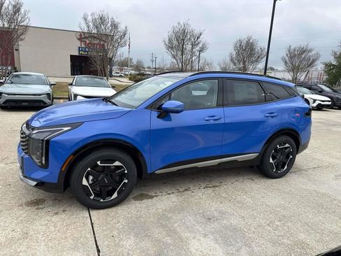 New 2026 Kia Sportage SX FWD image 6
