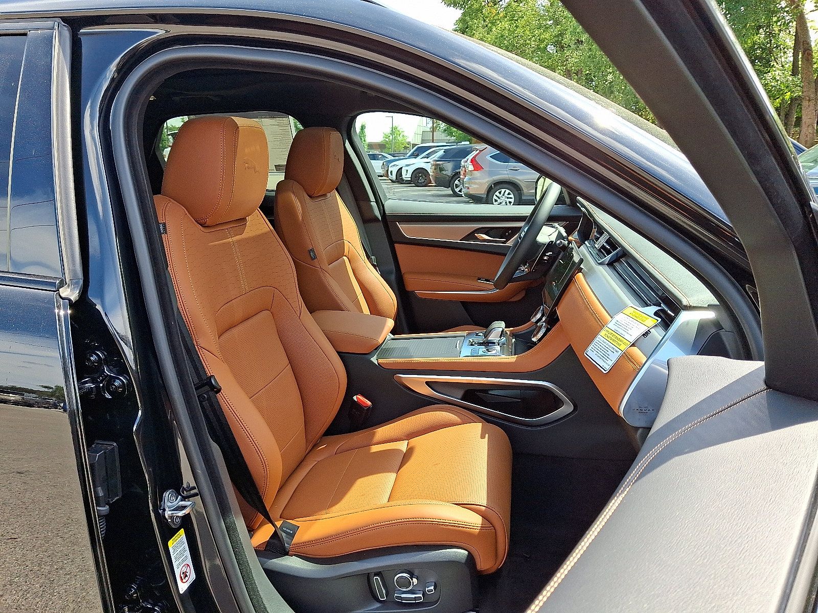 New 2026 Jaguar F-PACE R-Dynamic S AWD/4WD image 3