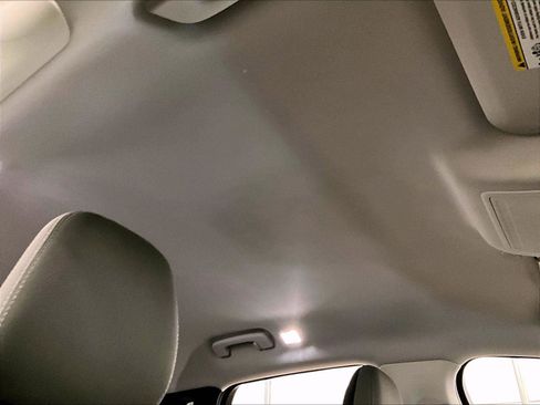 Used 2022 Ford Escape SE w/ Convenience Package FWD image 21