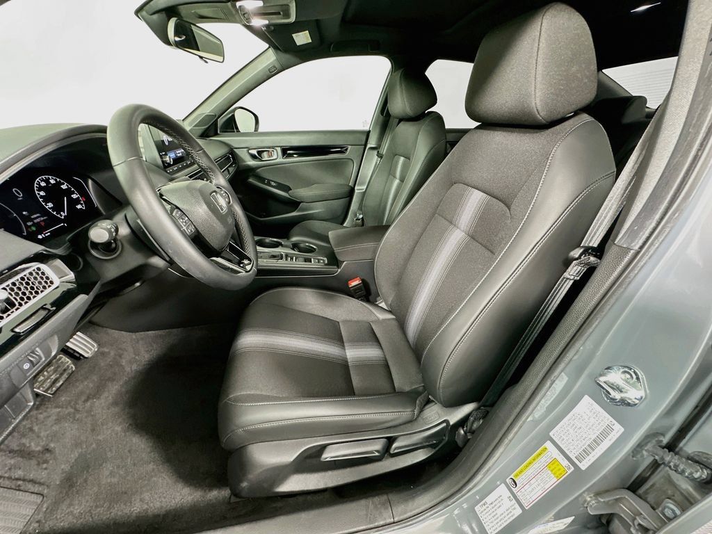Used 2025 Honda Civic Sport image 20