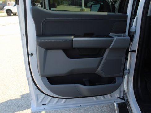 New 2025 Ford F150 XLT w/ Equipment Group 302A MID image 8