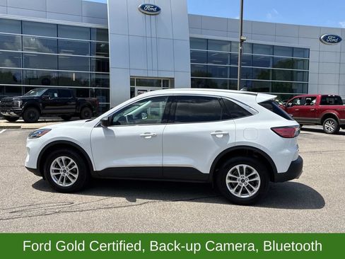 Used 2022 Ford Escape SE w/ Cold Weather Package AWD/4WD image 4