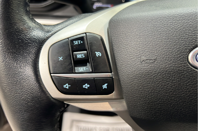 Used 2021 Ford Explorer XLT AWD/4WD image 29