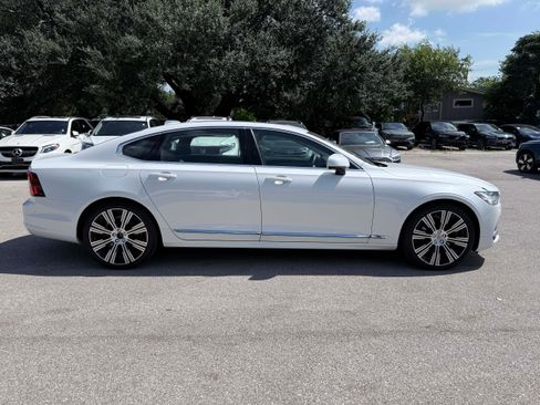 Certified 2023 Volvo S90 B6 Plus AWD/4WD image 4