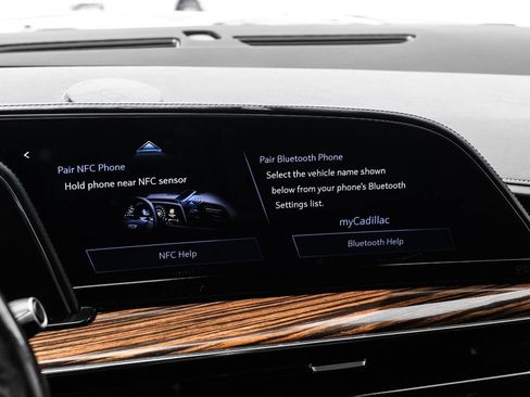 Used 2021 Cadillac Escalade ESV Premium Luxury w/ Performance Package RWD image 33