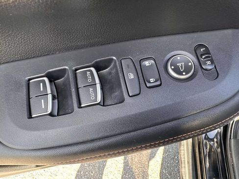 Used 2024 Honda HR-V Sport image 9